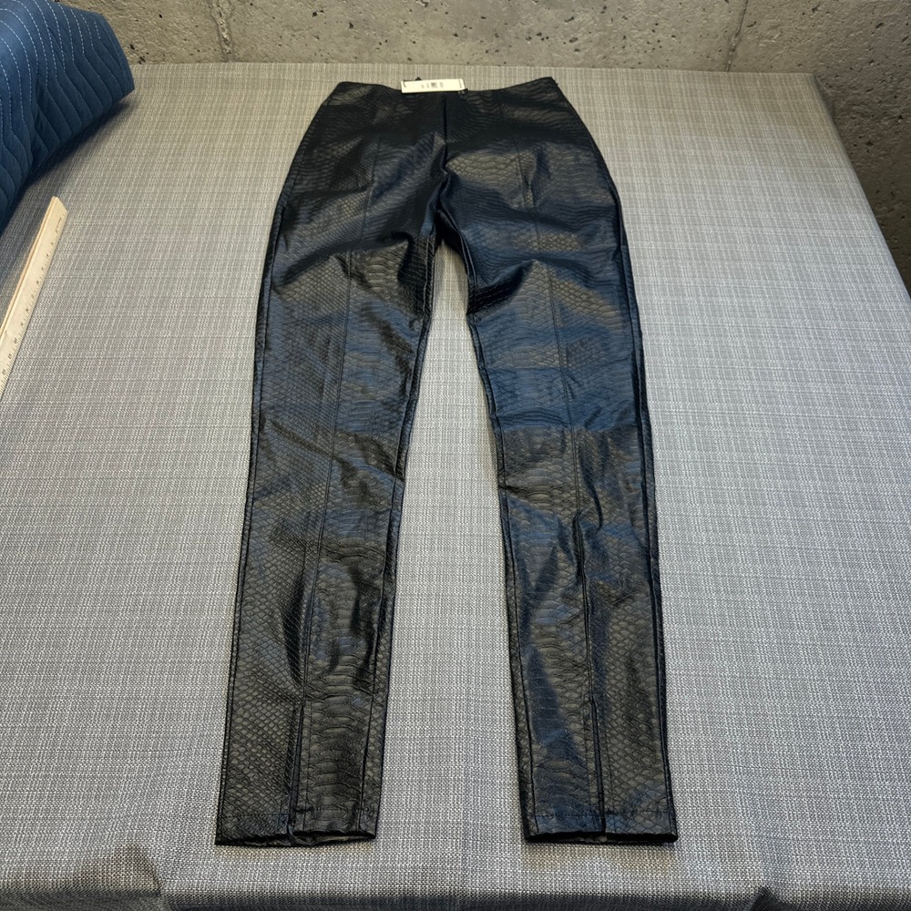 New Long Tall Sally Snake Textured Faux Leather size 4‎ Black Edgy Moto Festival